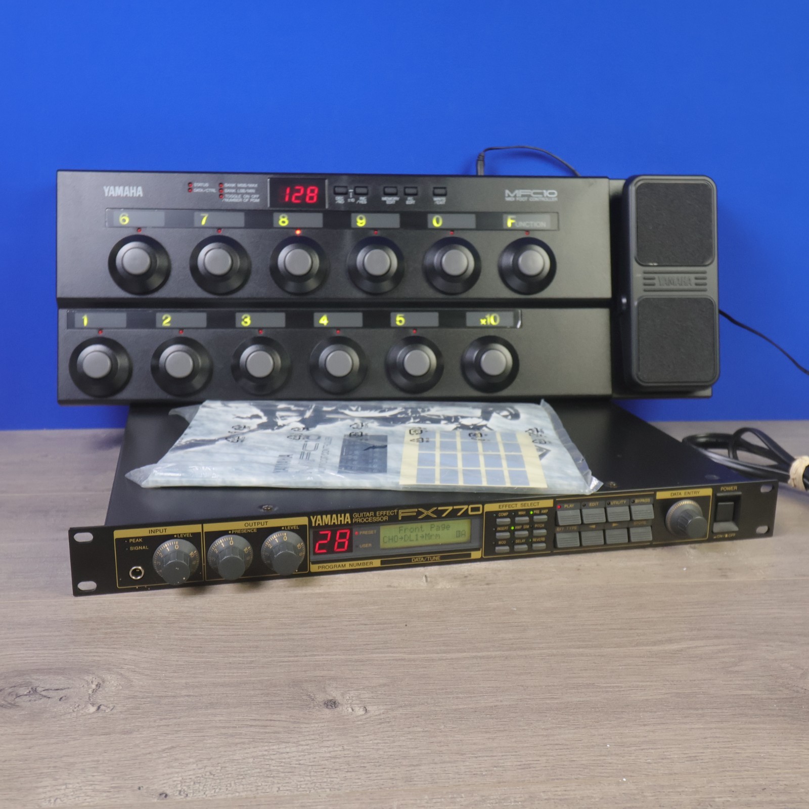 Yamaha FX770 Guitar Effects Processor + MFC10 MIDI Foot Controller Tested VGC