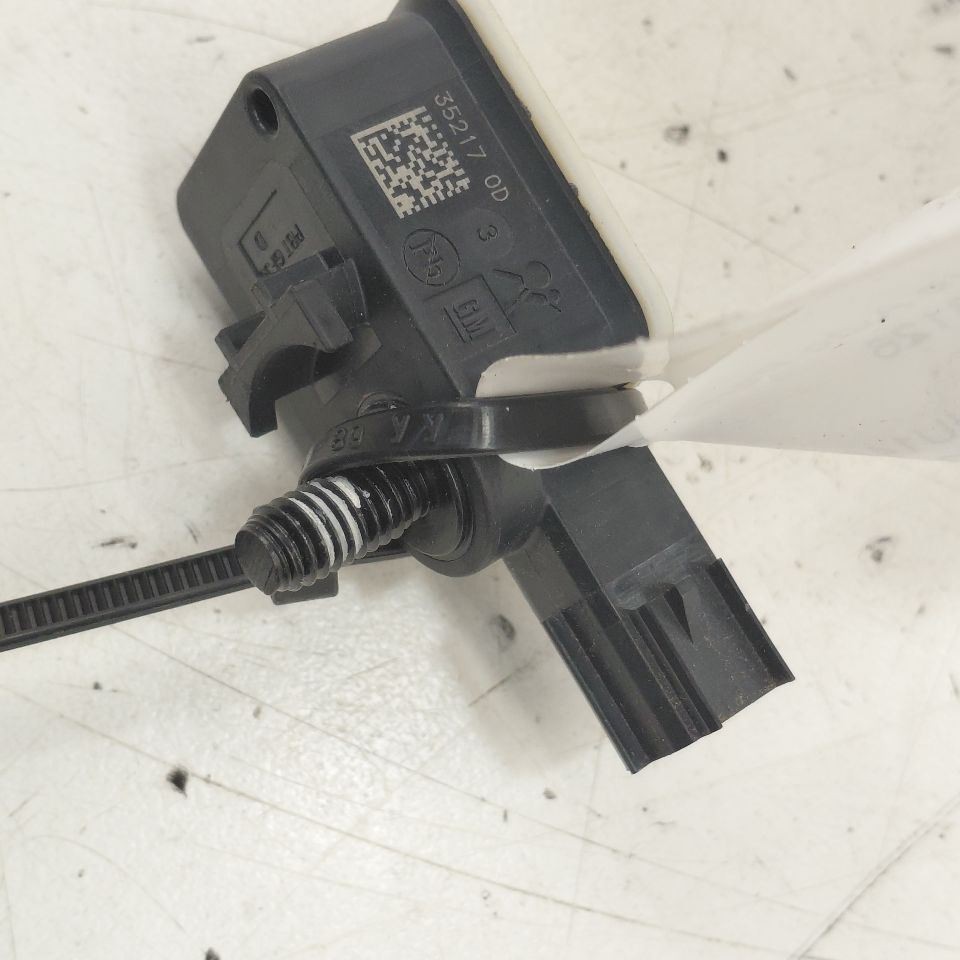 Chevy Volt Contact Sensor 2019 2018 2017 2016