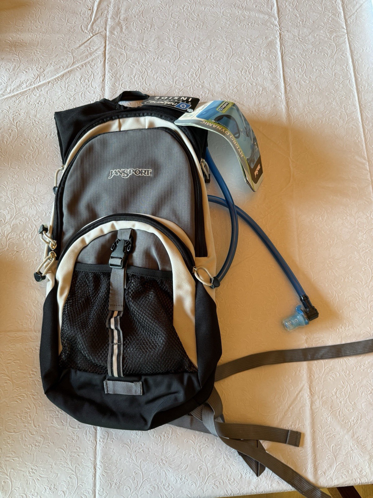 JanSport Quench Hydro Dynamic 10L Hydration Pack w/ 2L Reservoir - NWT