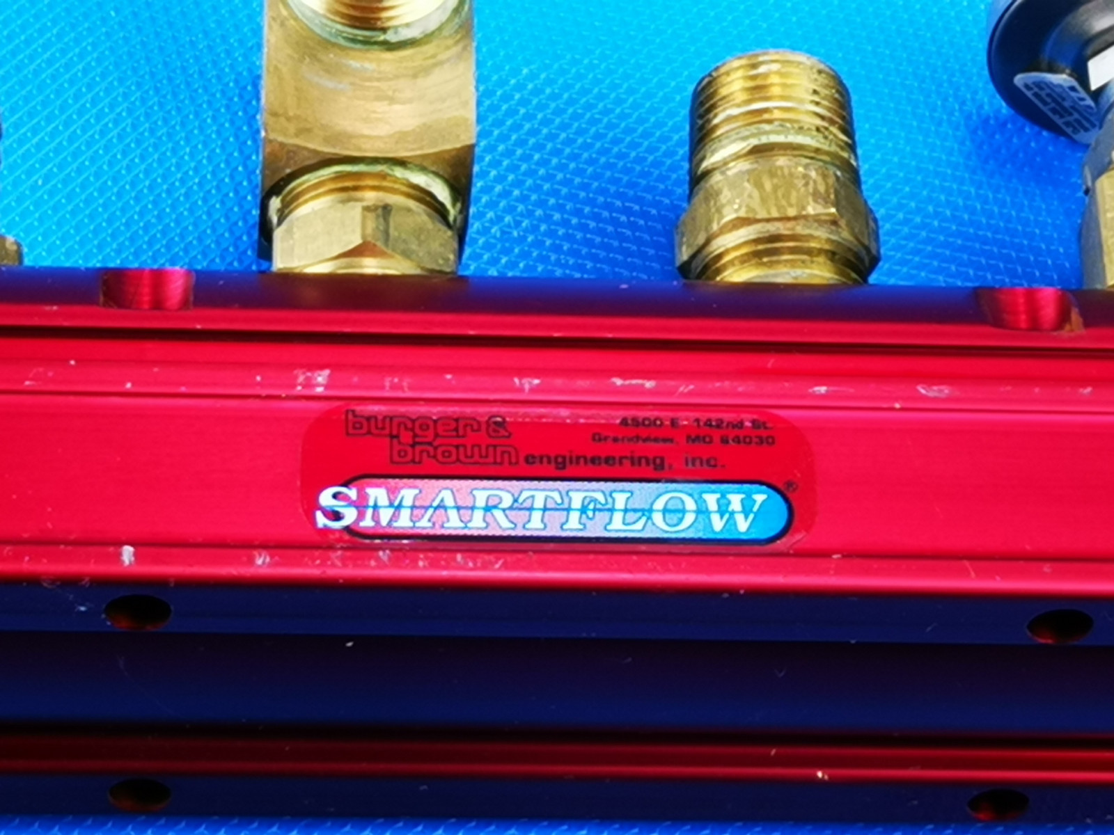 Burger & Braun 4500E MO 64030 Engineering - SmartFlow Water Manifold