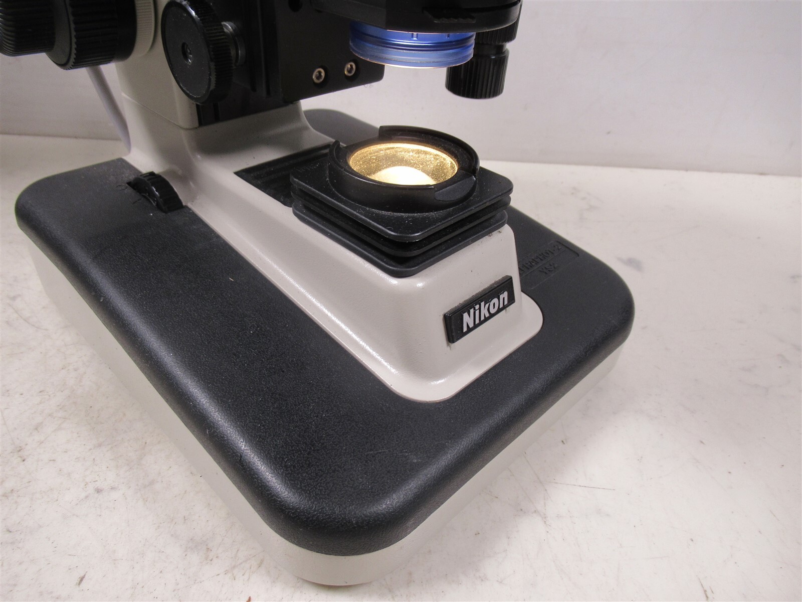 Nikon YS2-T Alphaphot Binocular Microscope w/ Eyepieces & 3 Objective Lenses