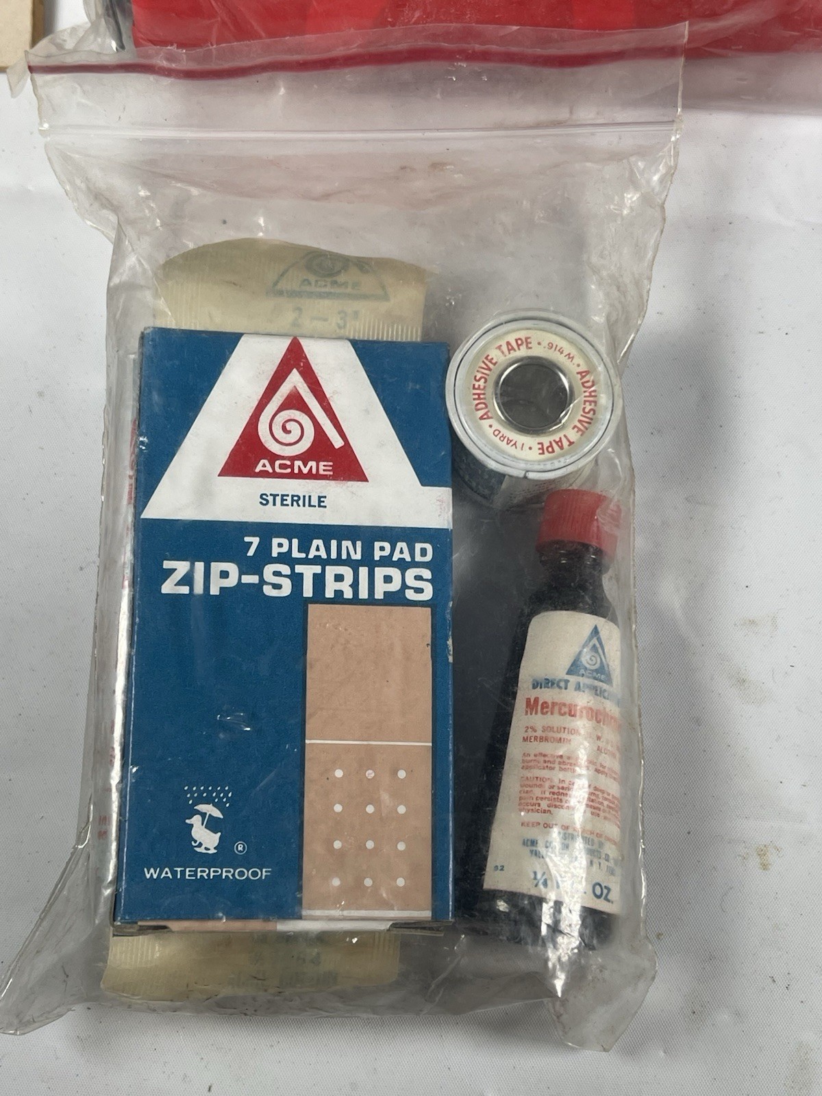 Vintage 1970's Reader's Digest Auto Emergency Kit NEW