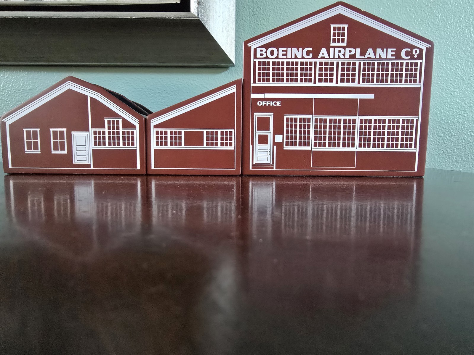 Unique Boeing Red Barn 3 Piece Wooden Desk Organizer Set
