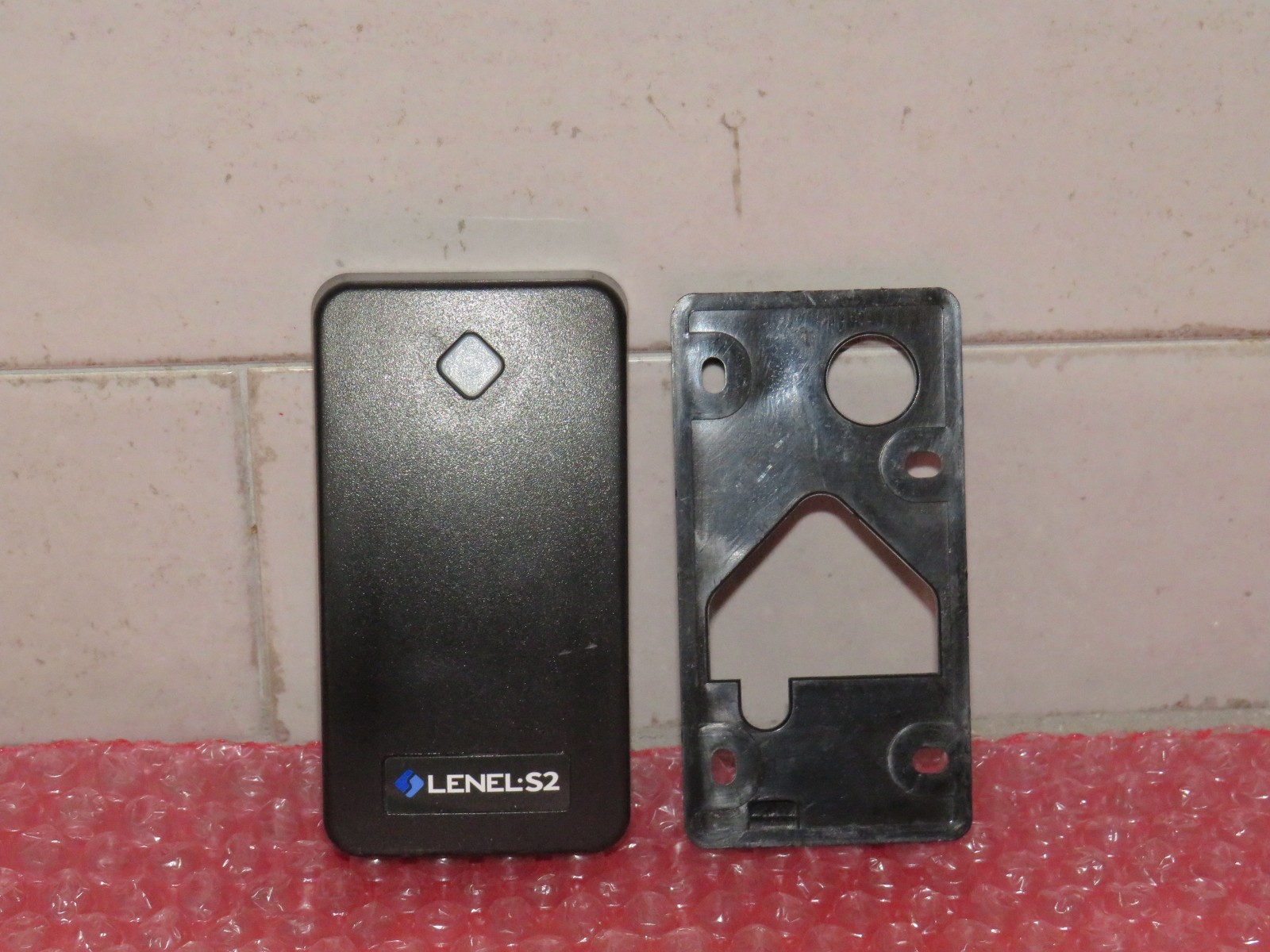 LENEL S2 LNL-R11330-05TB Blue Diamond Mini Mullion Reader 9 AVAILABLE