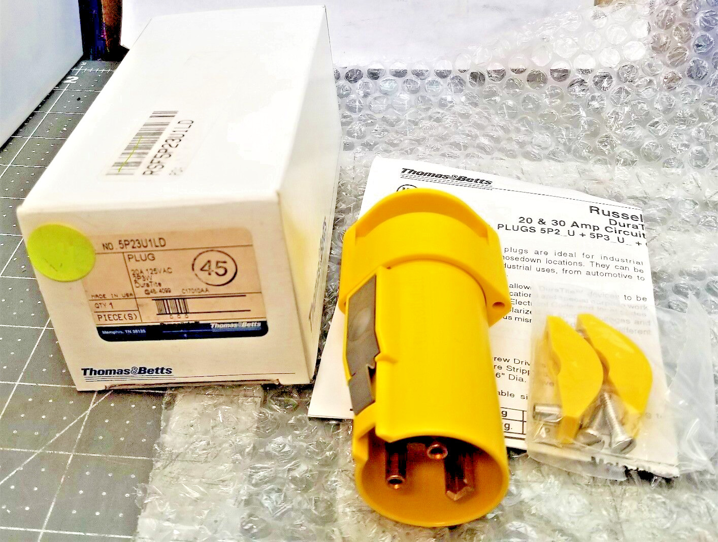 Male Connector, 125V, 20A, 2 Pole 3 Wire, 0.625” Bushing T&B 5P23U1LD Z1S3]