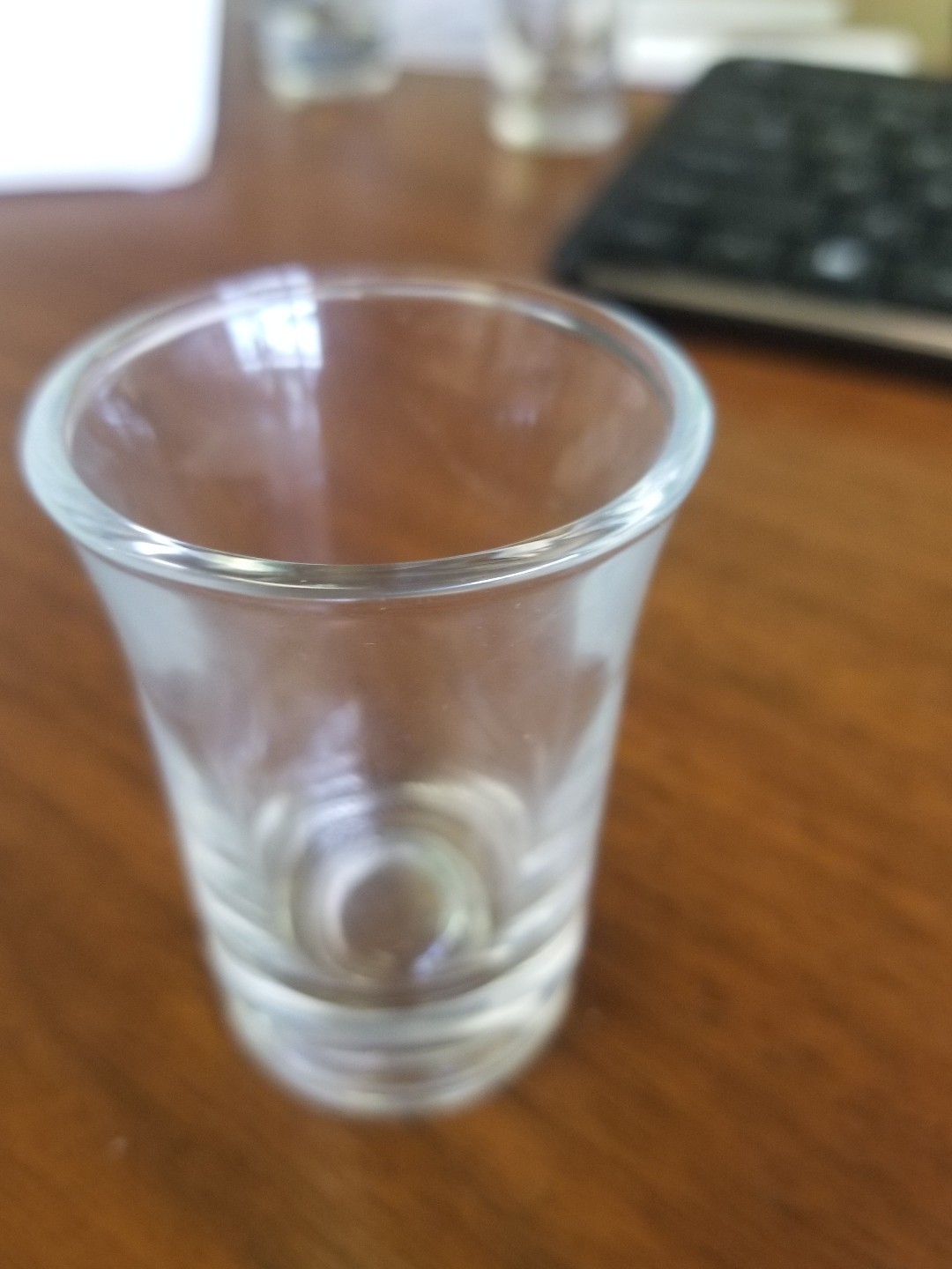 (12 GLASSES) 1 oz LIQUOR/WHISKEY SHOT BARS/TAVERNS TOP FLAIRS OUT, 2 1/2" TALL