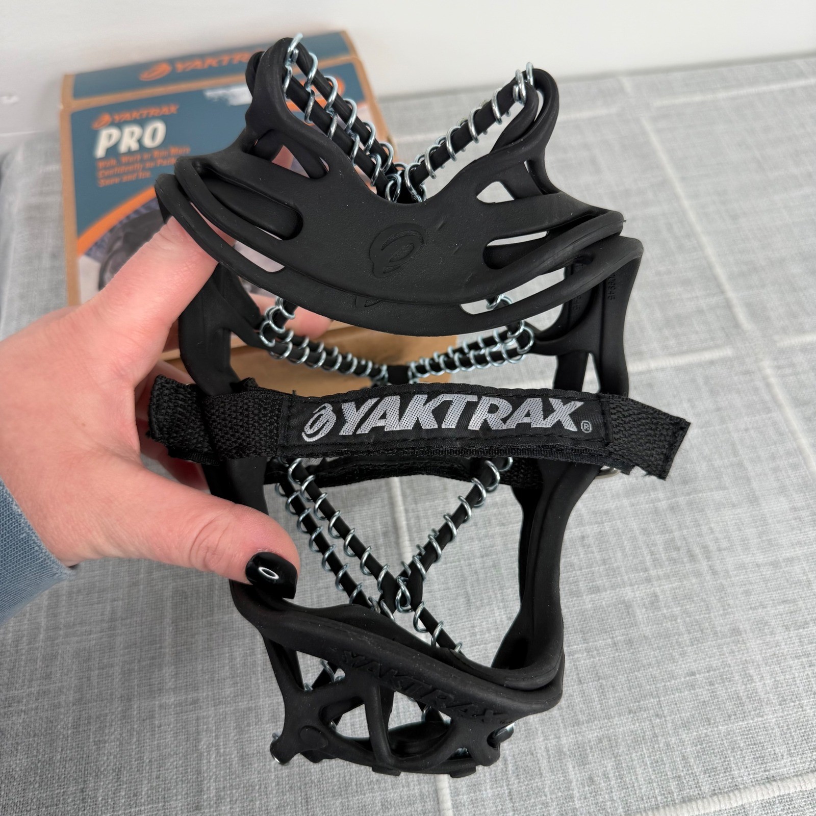 YakTrax Pro Large Traction Cleats Snow Cleats Show Chains Coils