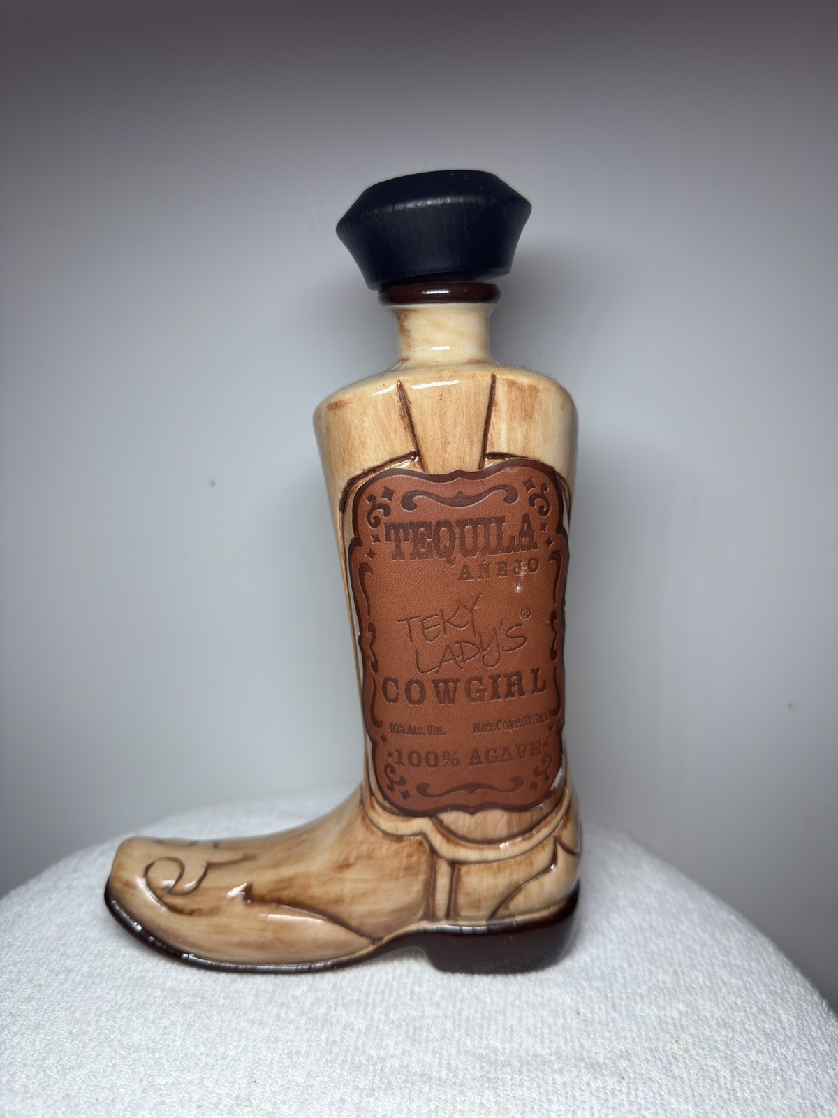 Tequila Ceramic Bottle Tequila Añejo Teky Lady’s Cowgirl Empty Ceramic Bottle