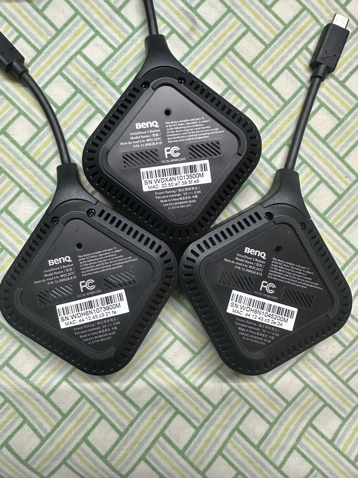 BenQ InstaShow Wireless Presentation System Bundle (Mixed Lot)