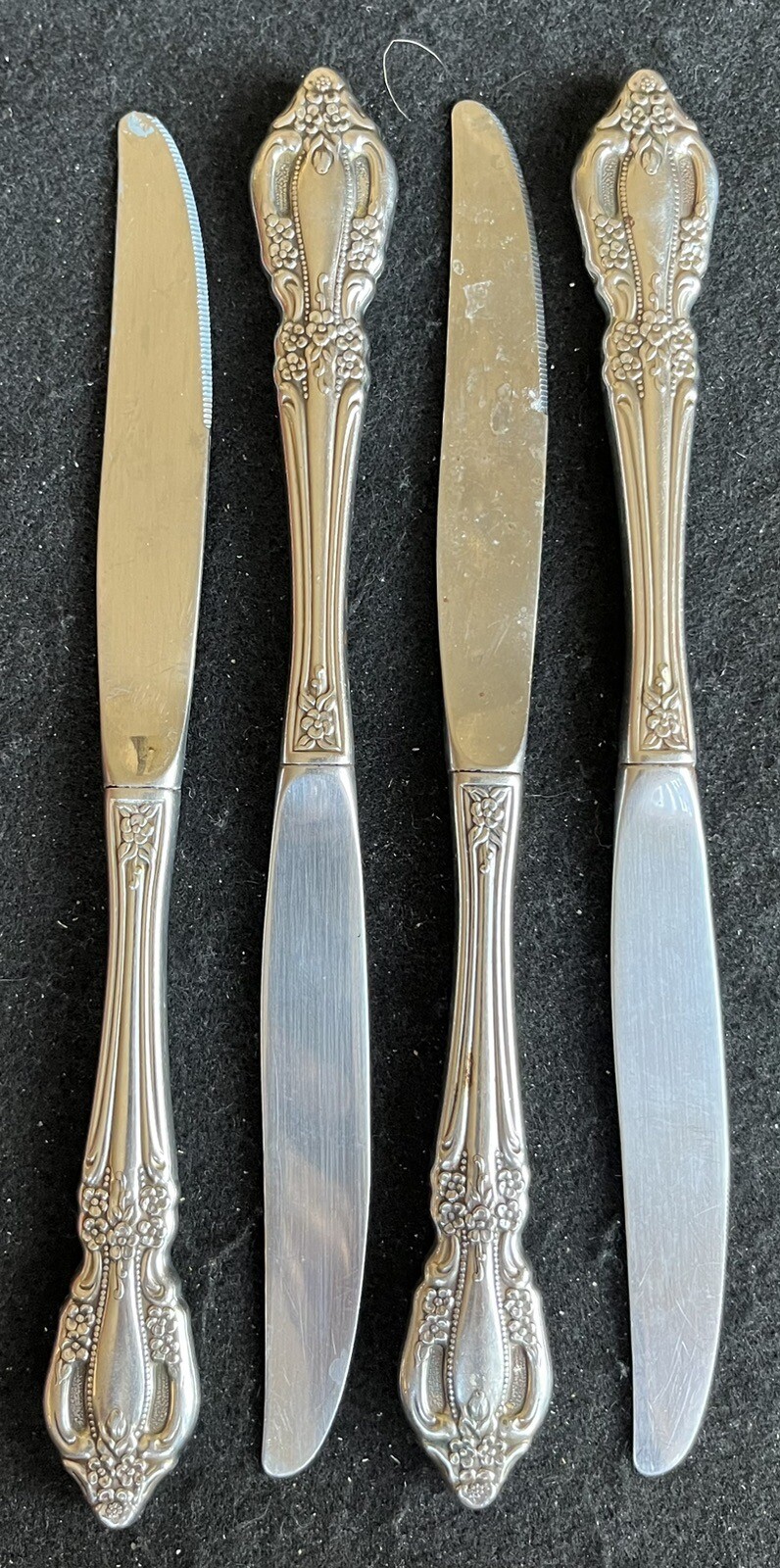 4 RAPHAEL Distinction Deluxe Stainless by Oneida Hollow Dinner Knives 9”