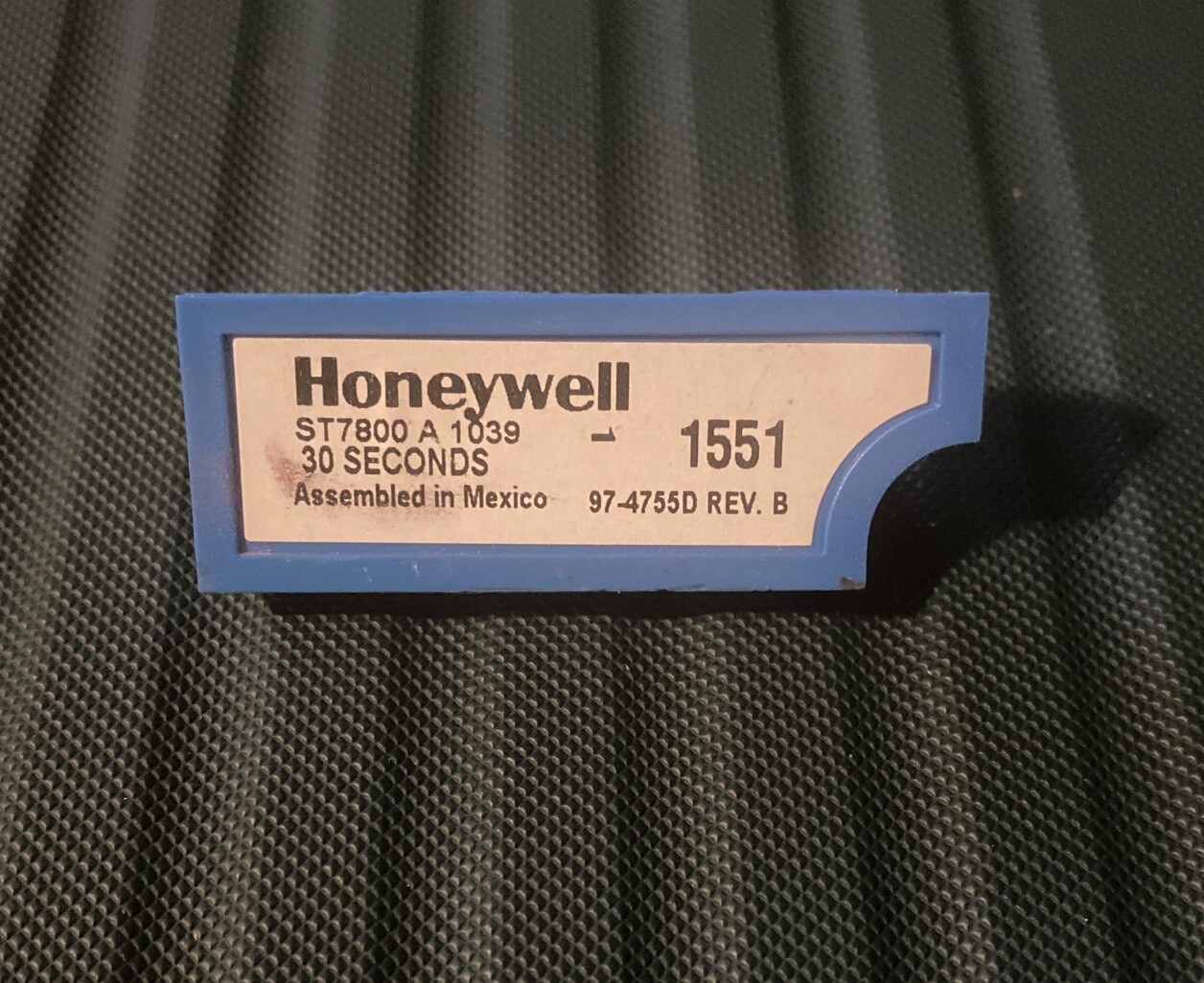 HONEYWELL ST7800A1039 / 30 SECOND PURGE TIMER / 7800 SERIES / SHIPS FROM USA🇺🇸