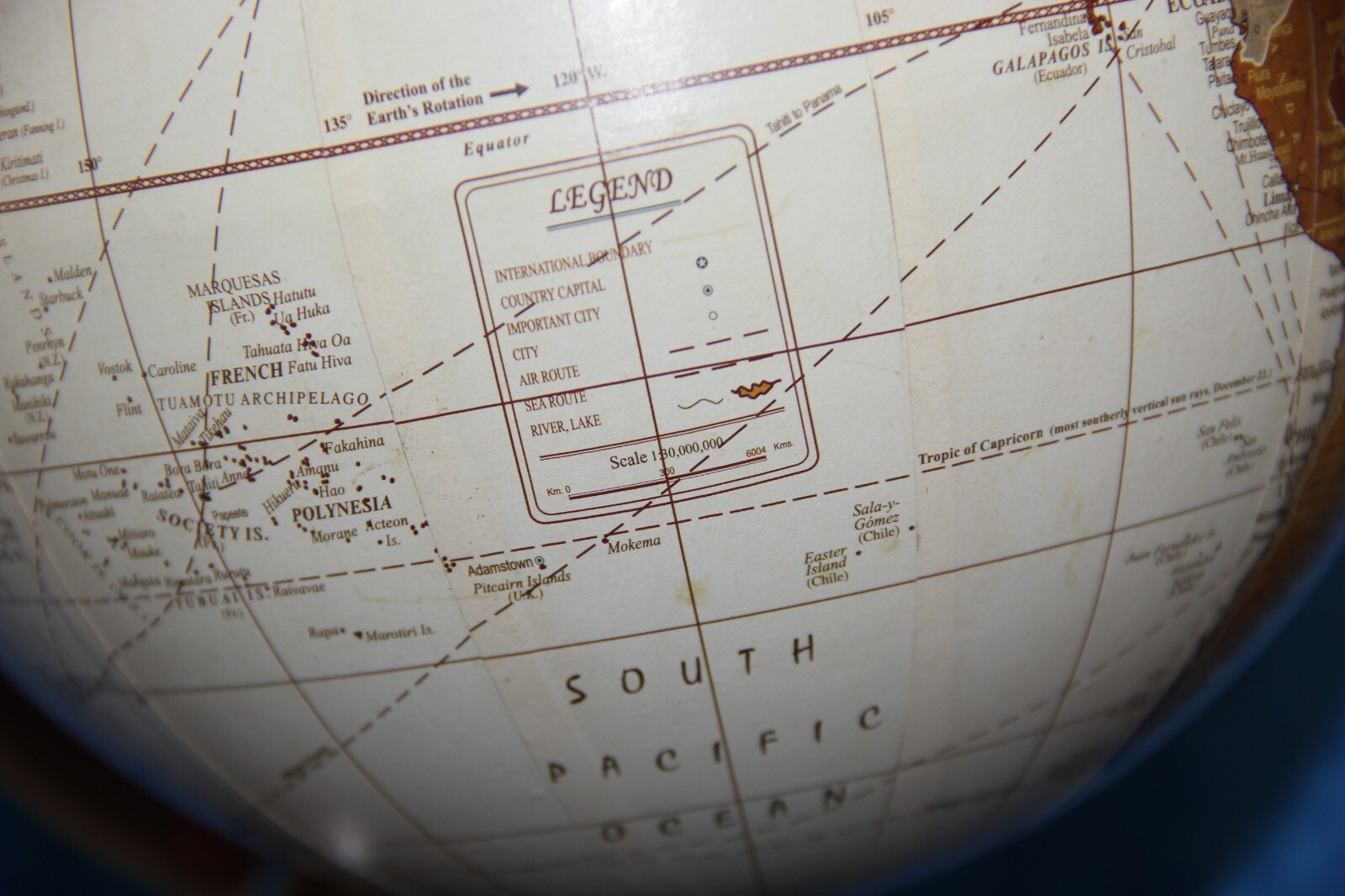 Decorative Table Globe Rotate/Spin/Turning Earth ~ NOT USE FOR Education