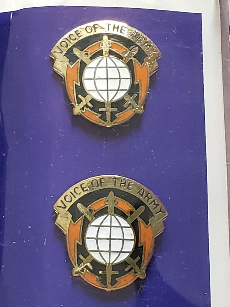 9th Signal Command Crest DUI (Sealed)