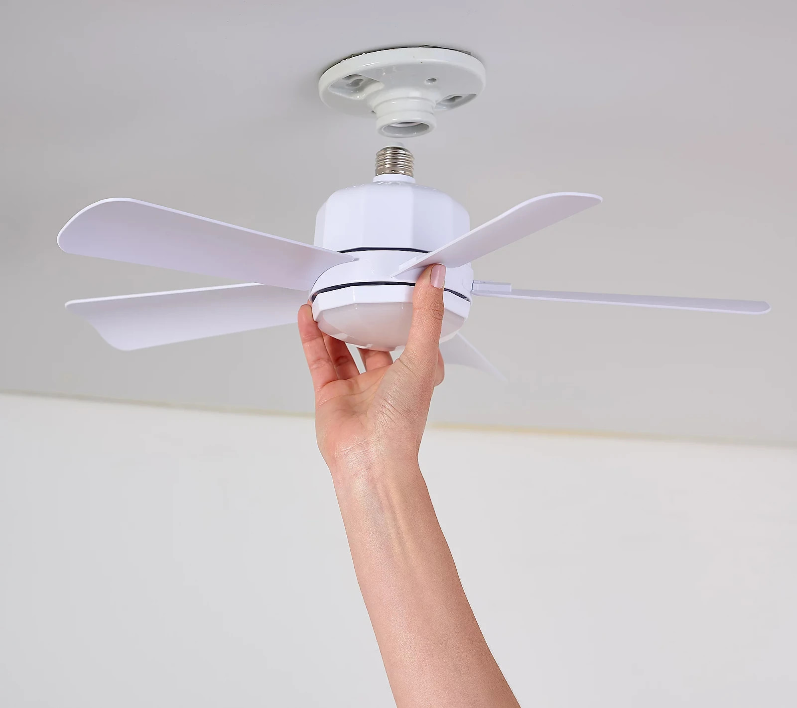 Cascade Pro 2-in-1 Socket 19" Ceiling Fan & LED Light+Remote - White,Black,Brown