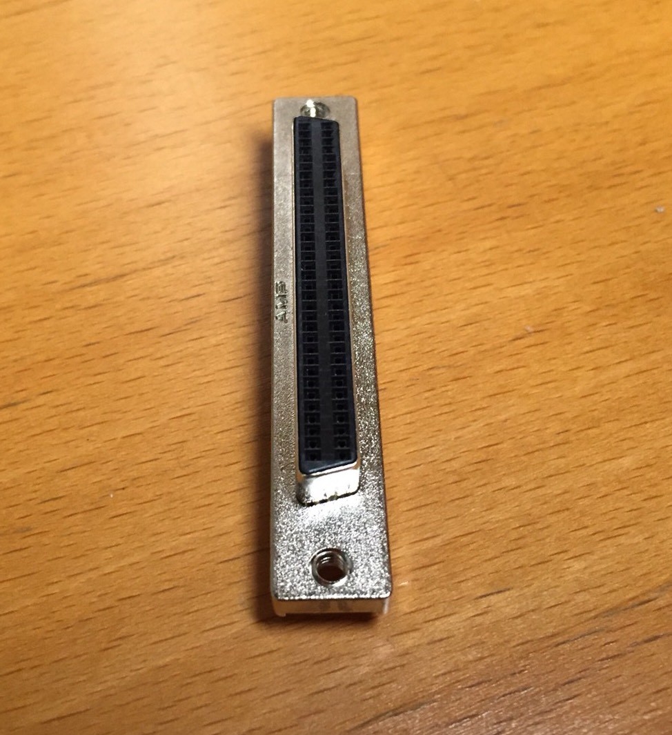 TE/TYCO/AMP 749070-7 D Sub Connector, 68 Contacts (1pc)