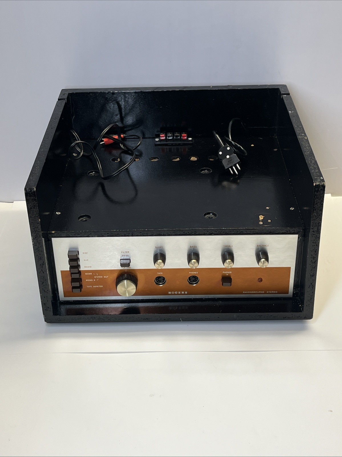 Rogers Ravensbourne Stereo Amplifier – Basic Tested – Working – May Need Service