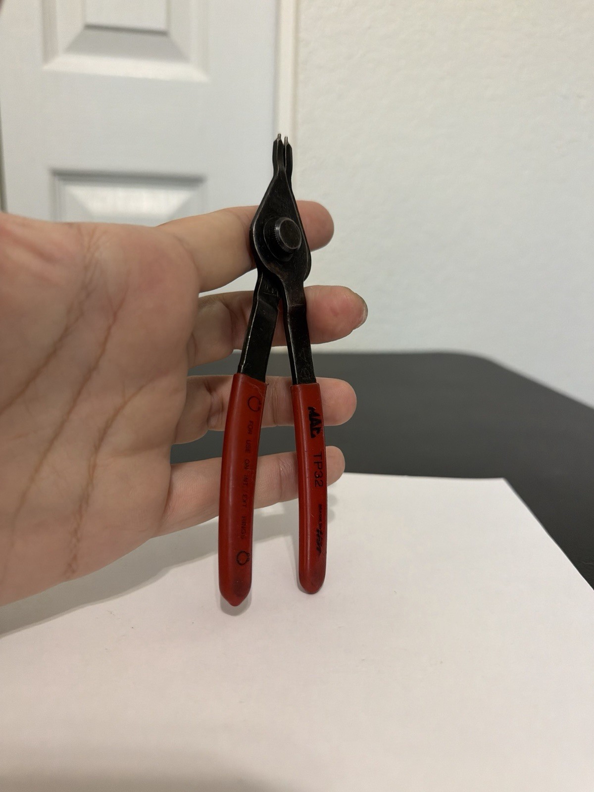 MAC TOOLS TP32, SNAP - RING PLIERS, 6" LONG *REVERSIBLE*