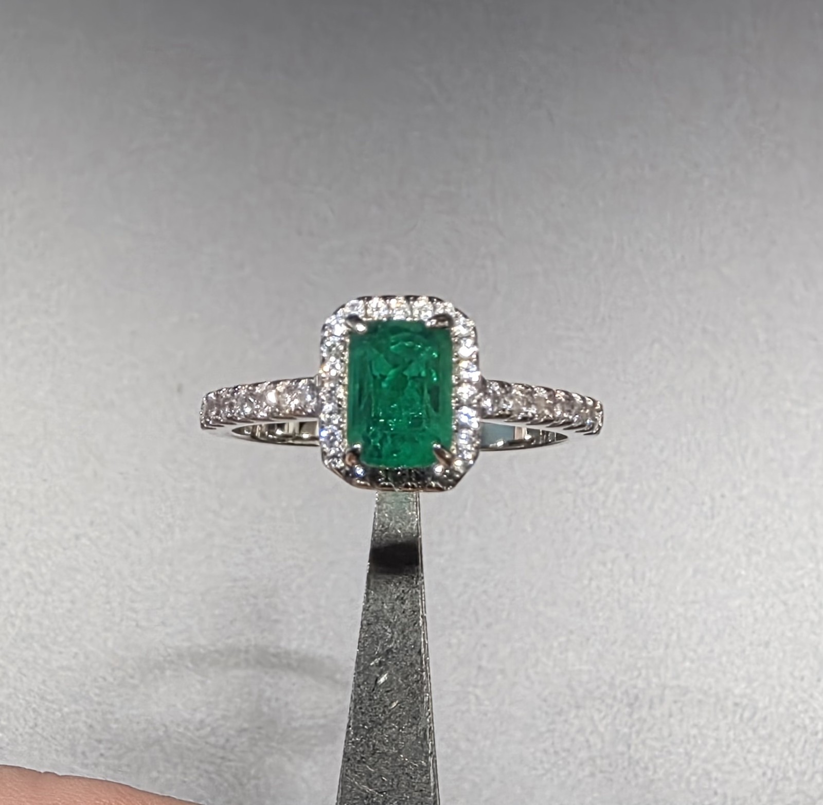 1 Ct Lab Created Emerald Ring Halo Ring 925 Sterling Silver Engagement Size 9