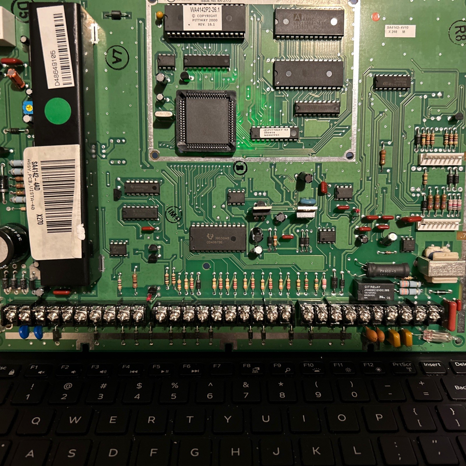 Honeywell Vista 40P alarm panel