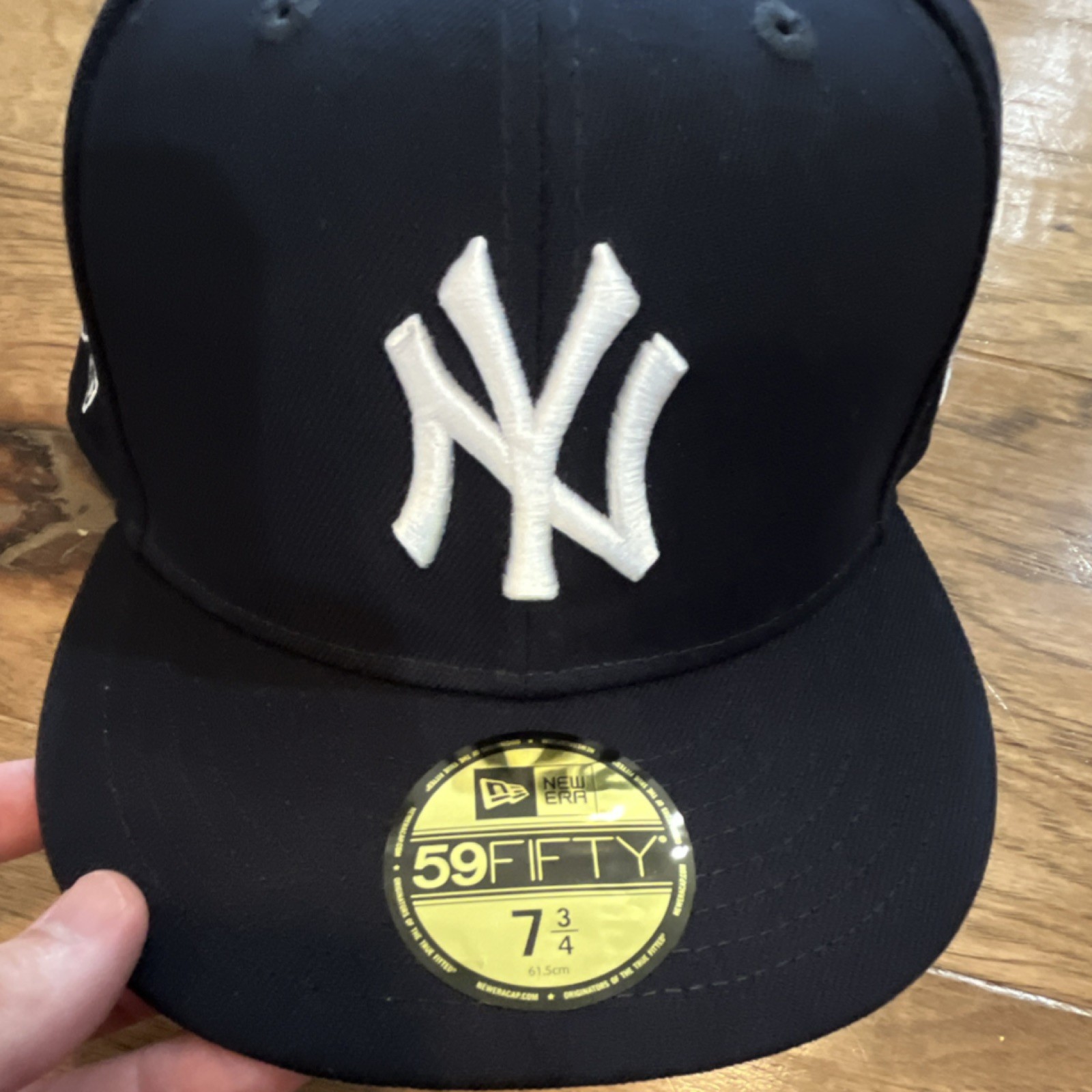 NWT- New Era 59FIFTY New York Yankees 2000 World Series Fitted 7 3/4 Navy/White