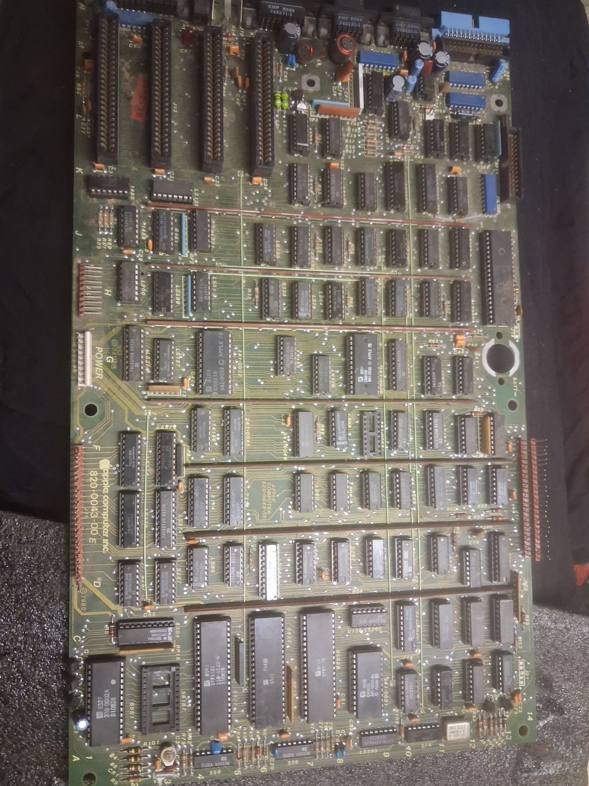 Vintage Apple III Motherboard Logic Board 820-0043-00 E Fully Populated Tested