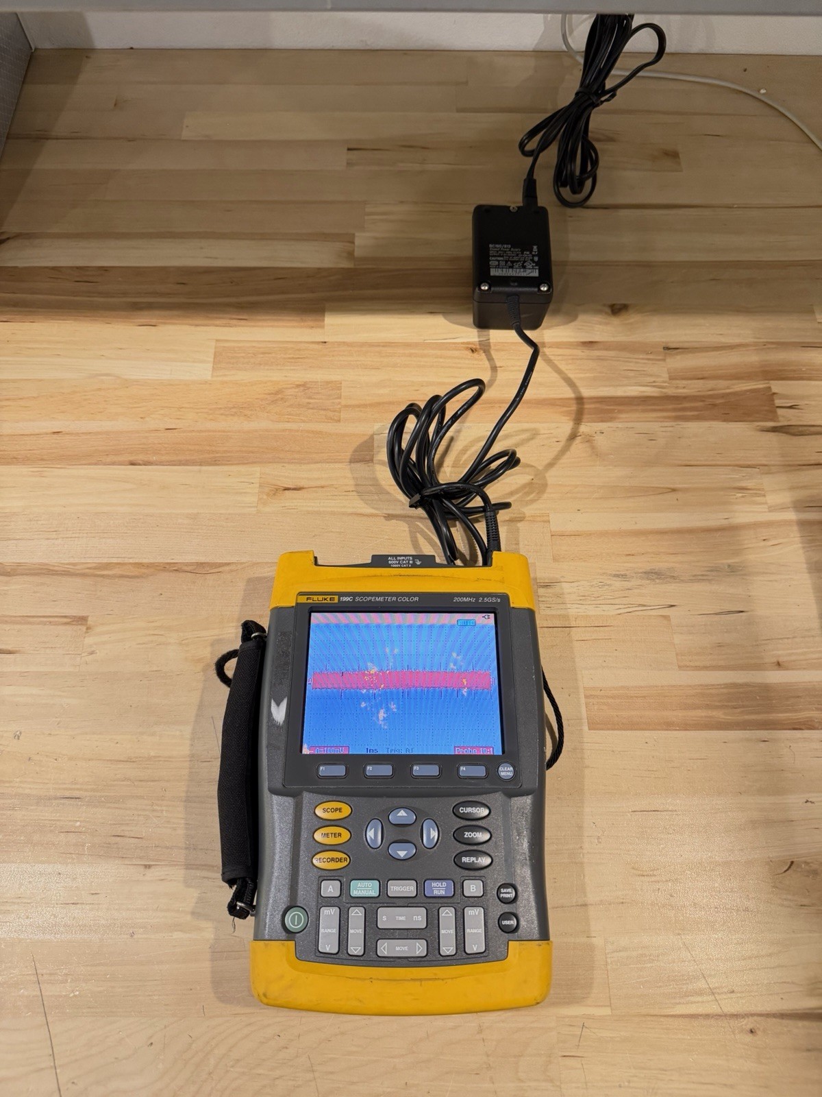 FLUKE 199C SCOPEMETER COLOR (FOR PARTS) PARTS ONLY