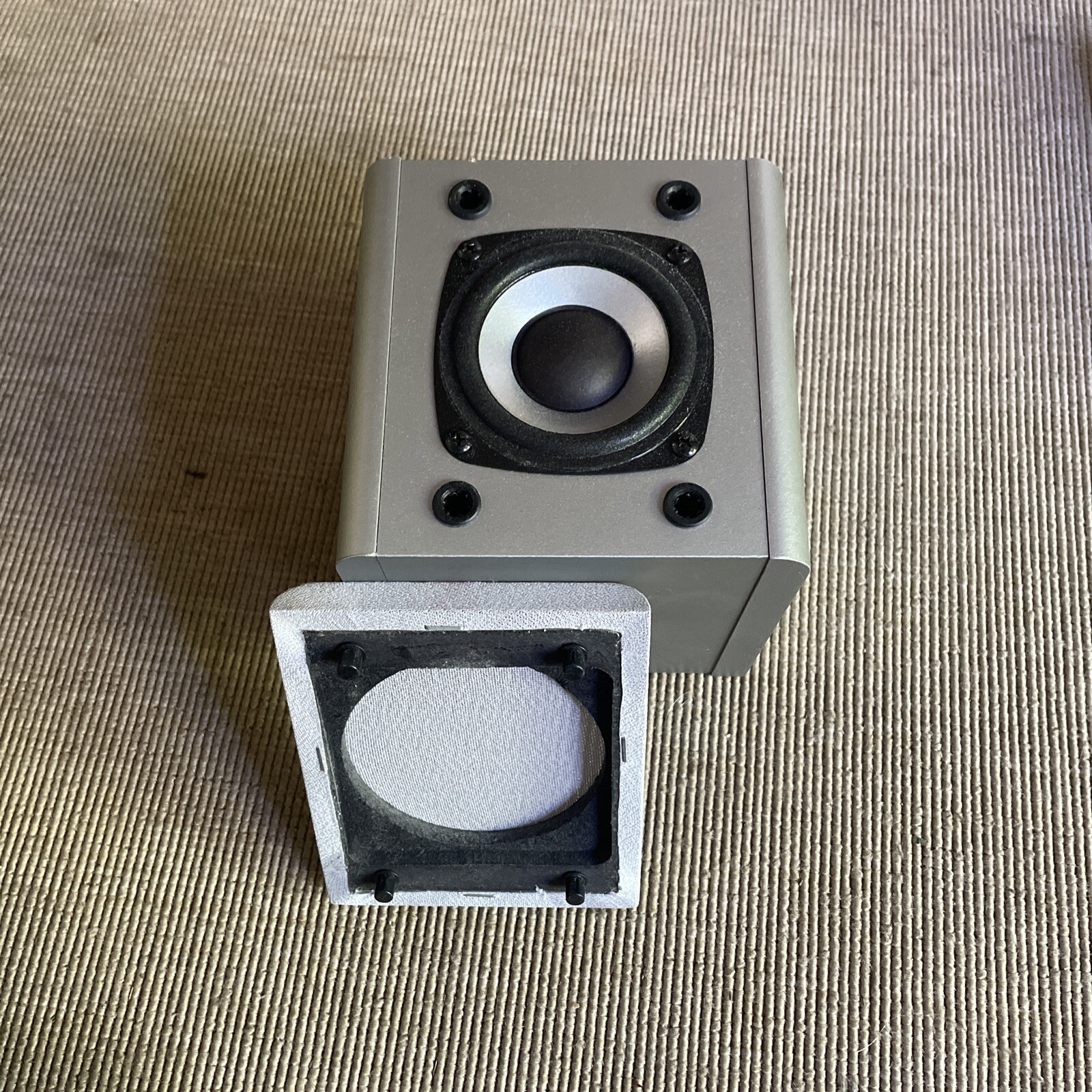 Classic SP-700S Speaker