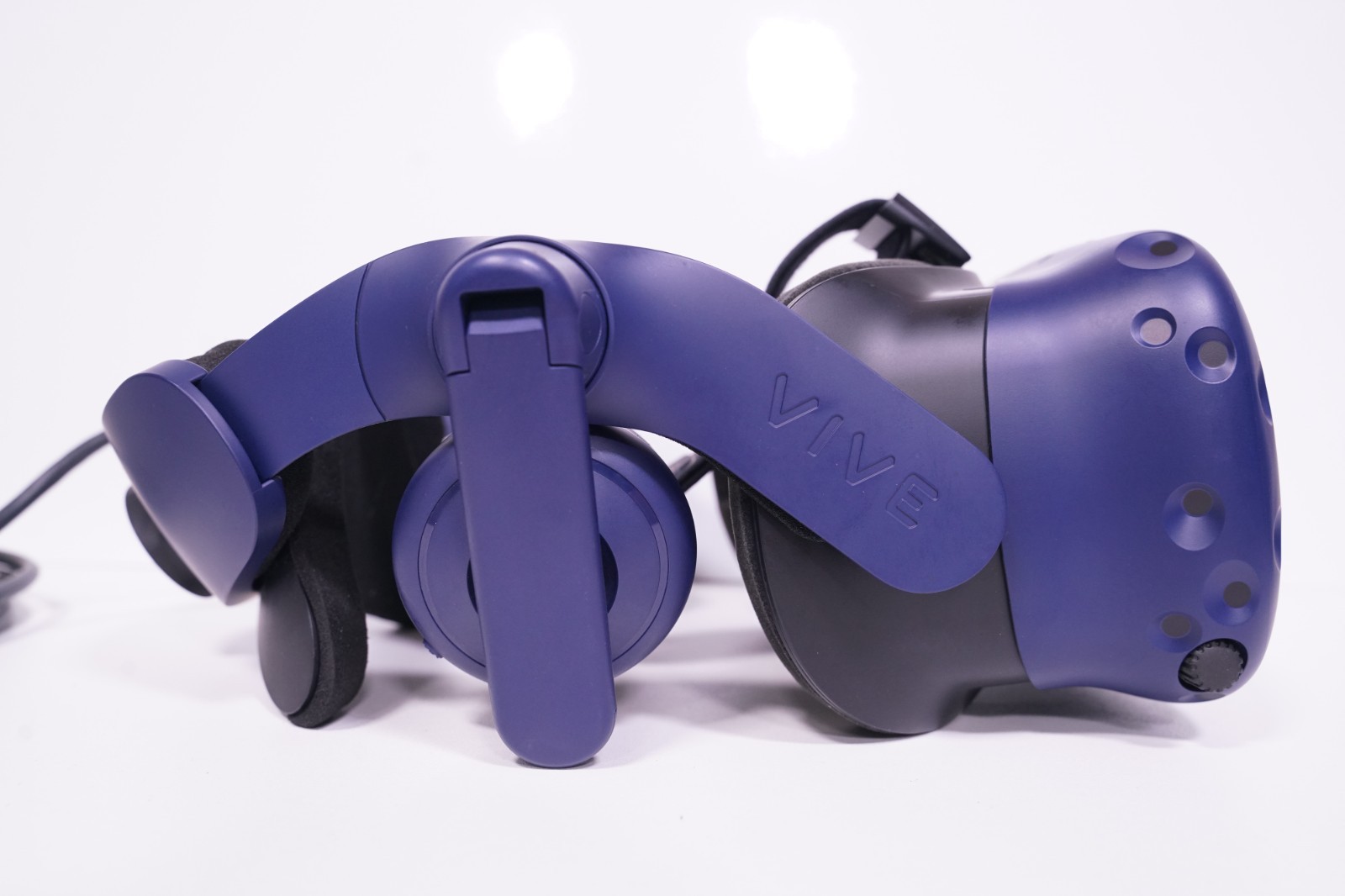 Clean Mint Working Perfect - HTC VIVE Pro VR Headset Only w/Linkbox,Power,Cable