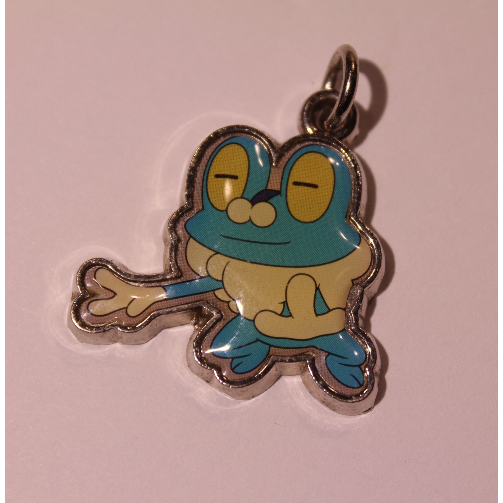 Pokemon Froakie Pendant No Chain 2016 Pokemon company International/Nintendo (K)