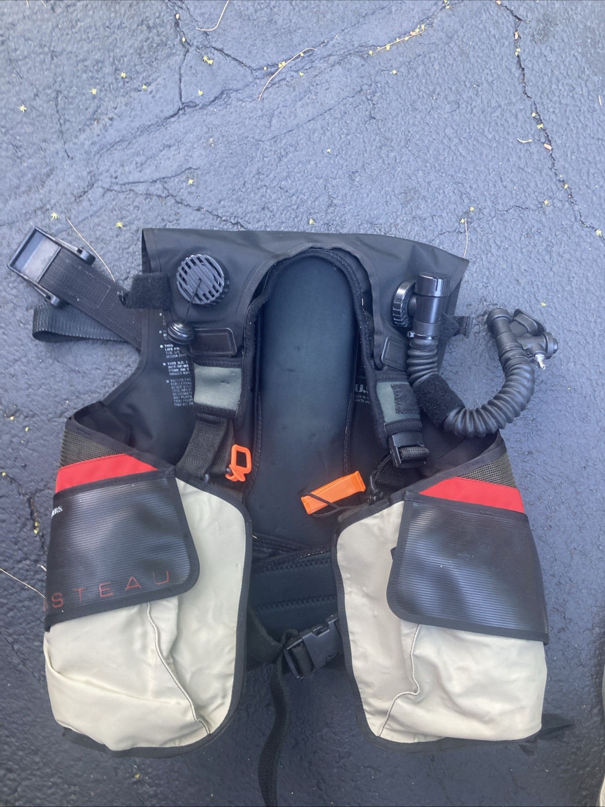 U.S. Divers Aqua Scuba Vest Buoyancy Compensator. MEDIUM