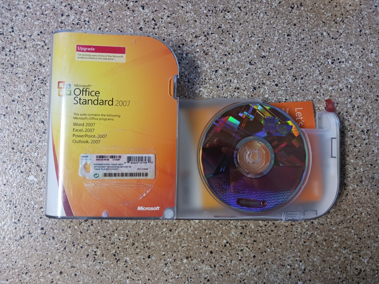 Micosoft Office Standard 2007 Upgrade (Word, Excel, PowerPoint, Outlook)