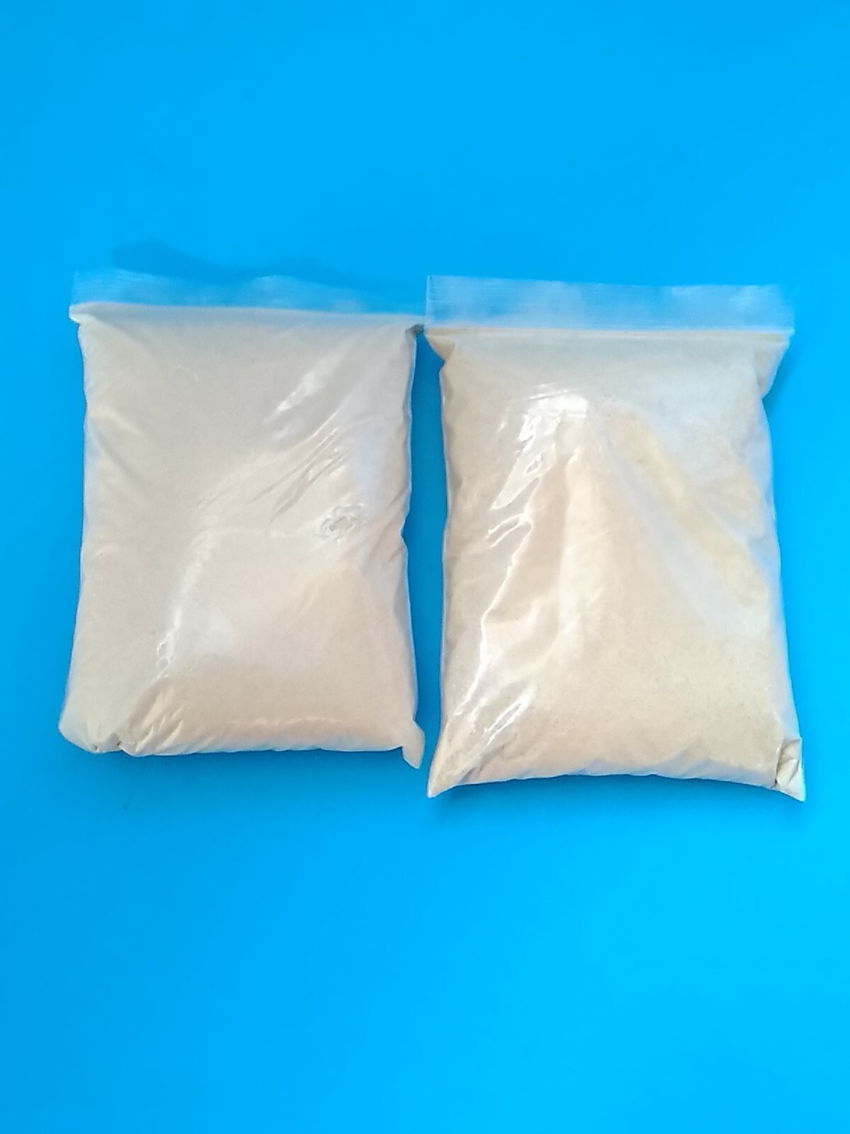 model train 2 bags (1pd 10oz.) fine grain tan scenery