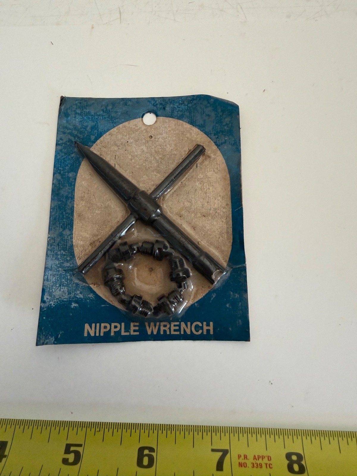 NEW NIPPLE WRENCH WITH NIPPLES FOR REVOLVER