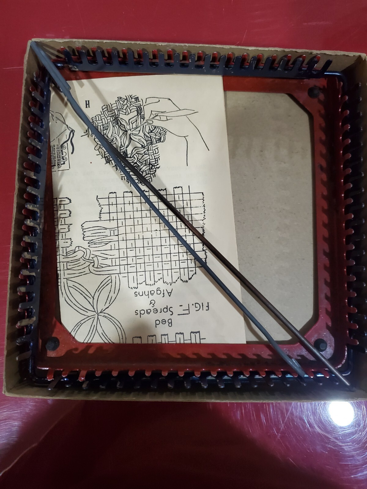 Vintage Colonial Looper Loom in Original Box