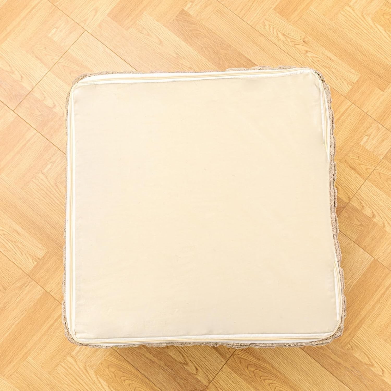 Round Square Pouf Ottoman Foot Rest – Lightweight Modern Footstool W/ Plush Foam
