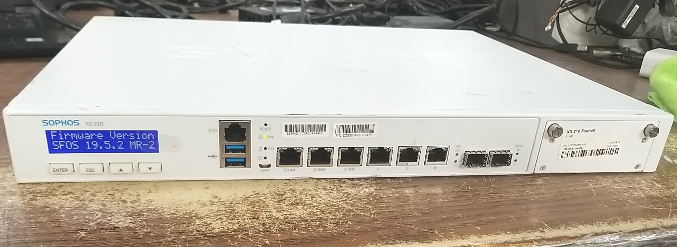 Sophos XG 210 Rev. 3 Firewall Security Appliance. *READ⬇️*
