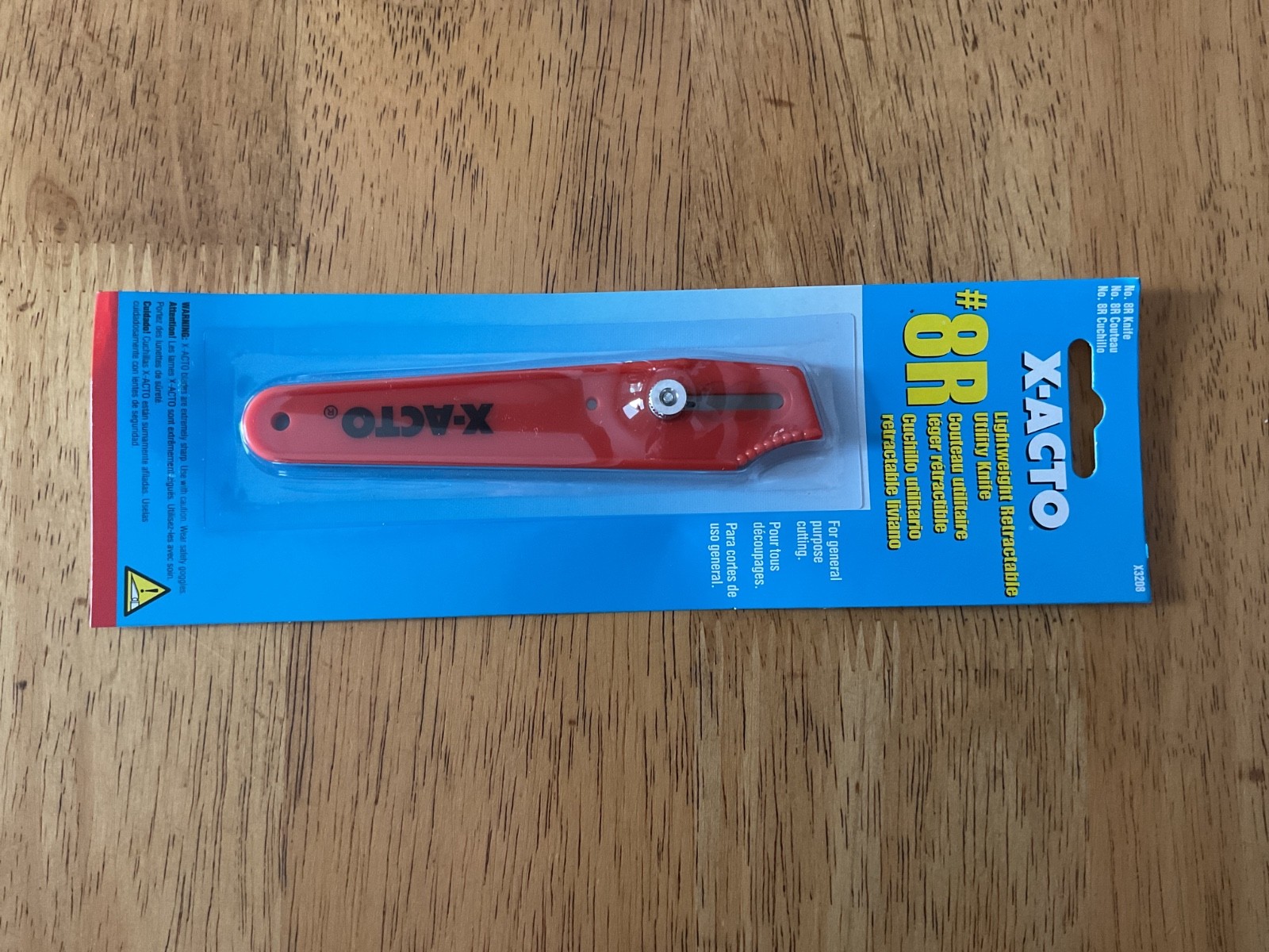X-ACTO #8R Lightweight Retractable Utility Knife X3208. Brand new.