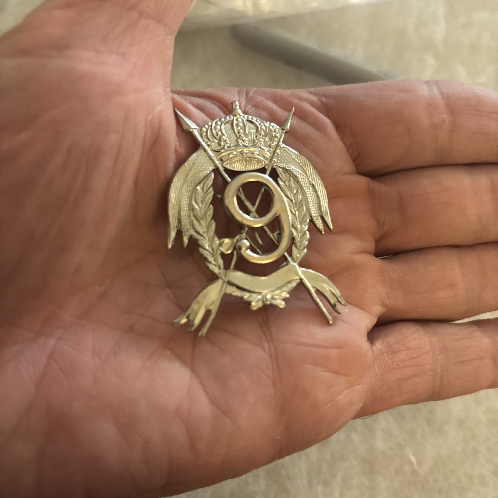 British Army 9th The Queen's Lancers Regiment Cap Badge