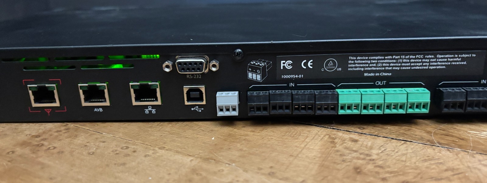 Revolabs 01-ELITEEXEC8 /Executive Elite 8-Channel Wireless System (no mics)
