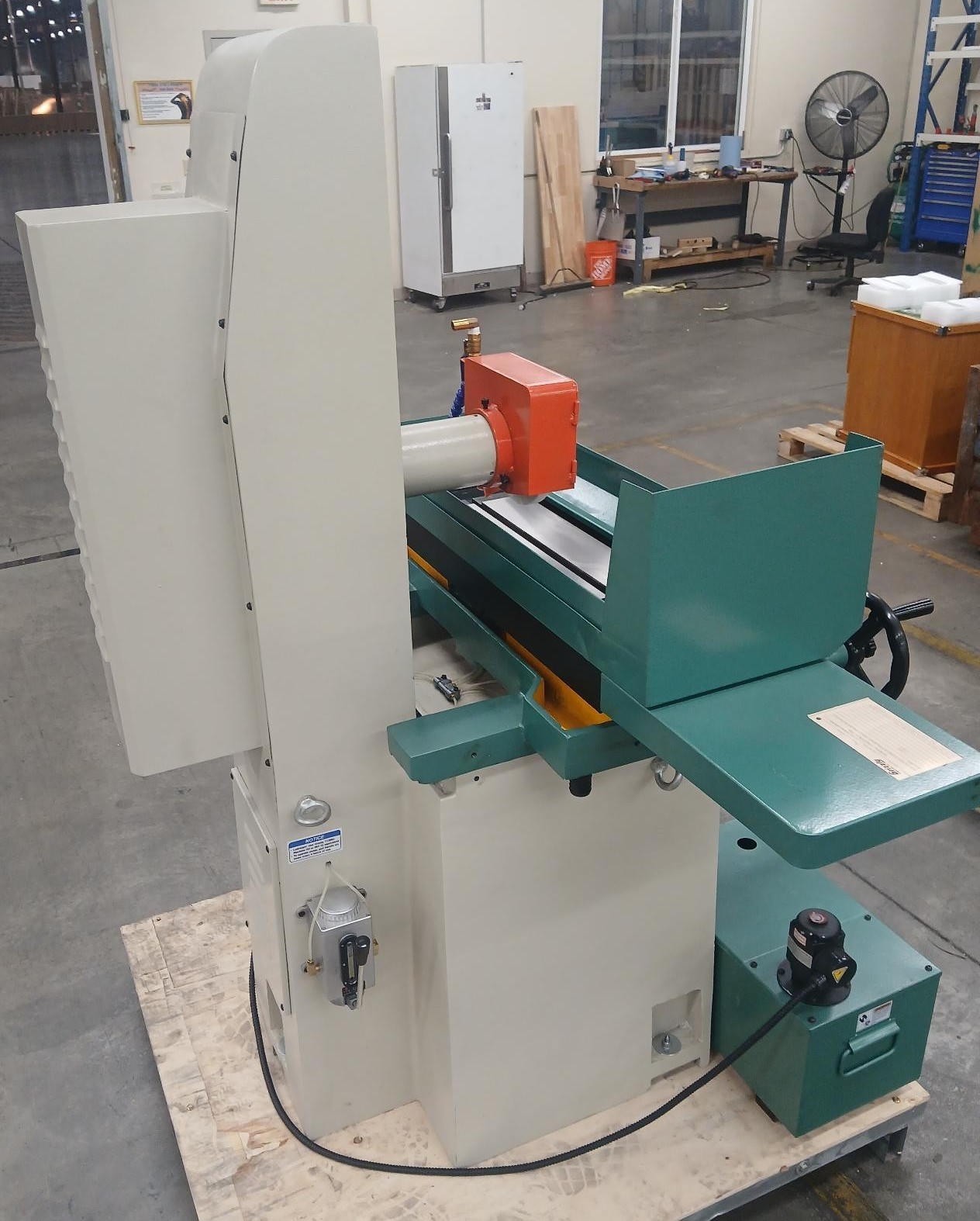 Grizzly 8" x 20" Surface Grinder