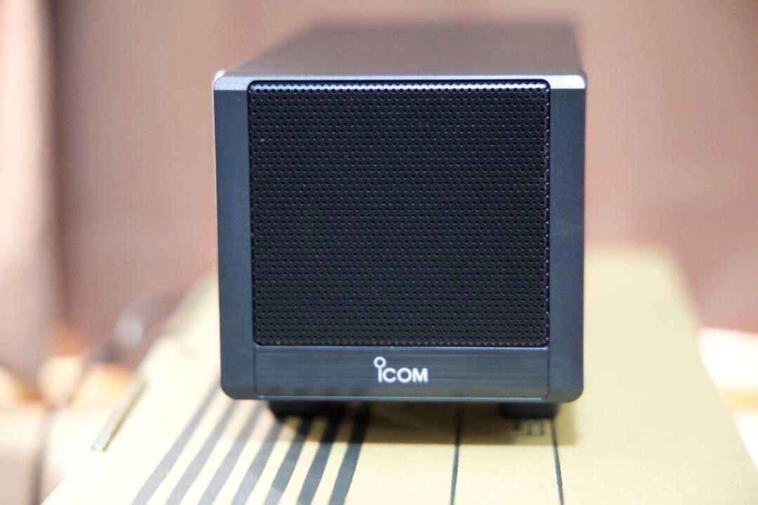 Icom SP-38 External External Speaker for IC-7300 High Quality Fidelity Tabletop