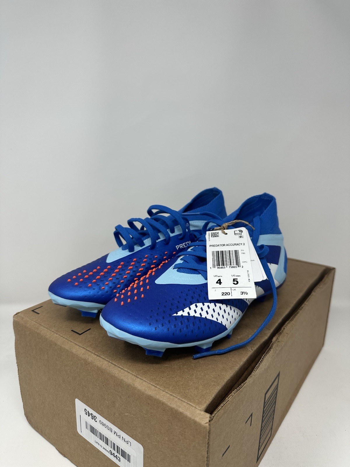 adidas Men 4 PREDATOR ACCURACY.2 FIRM GROUND SOCCER CLEATS Bright Royal