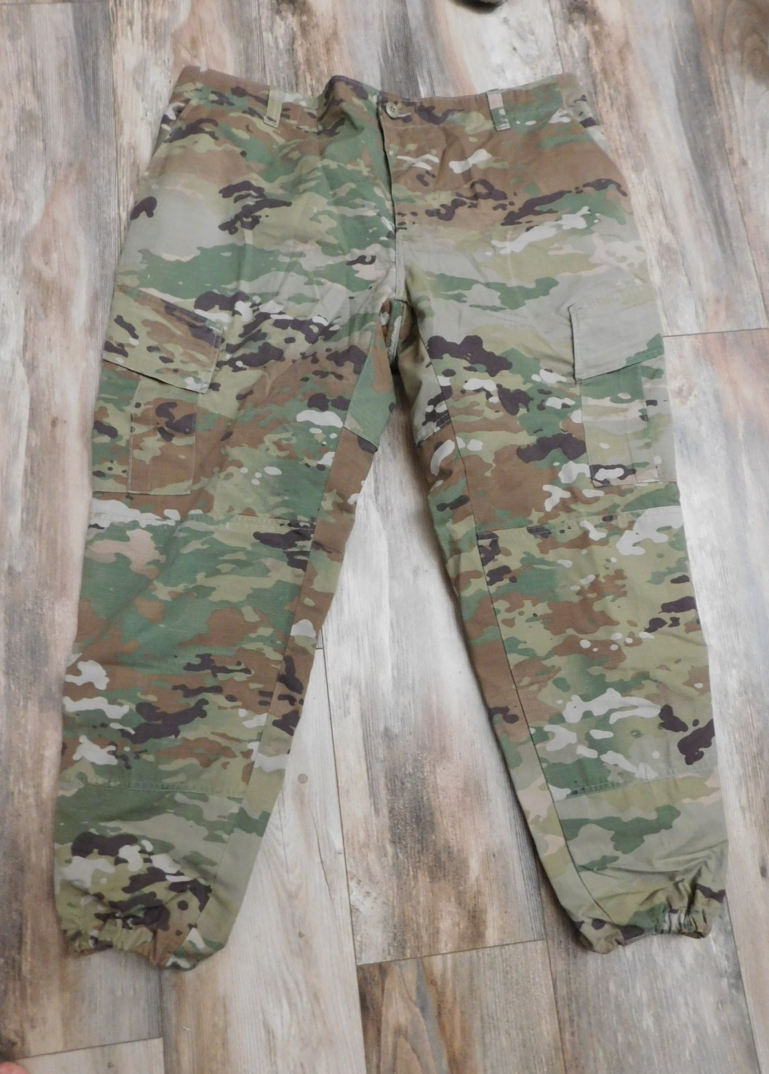 US ARMY OCP PANTS  SIZE 40 x 29"