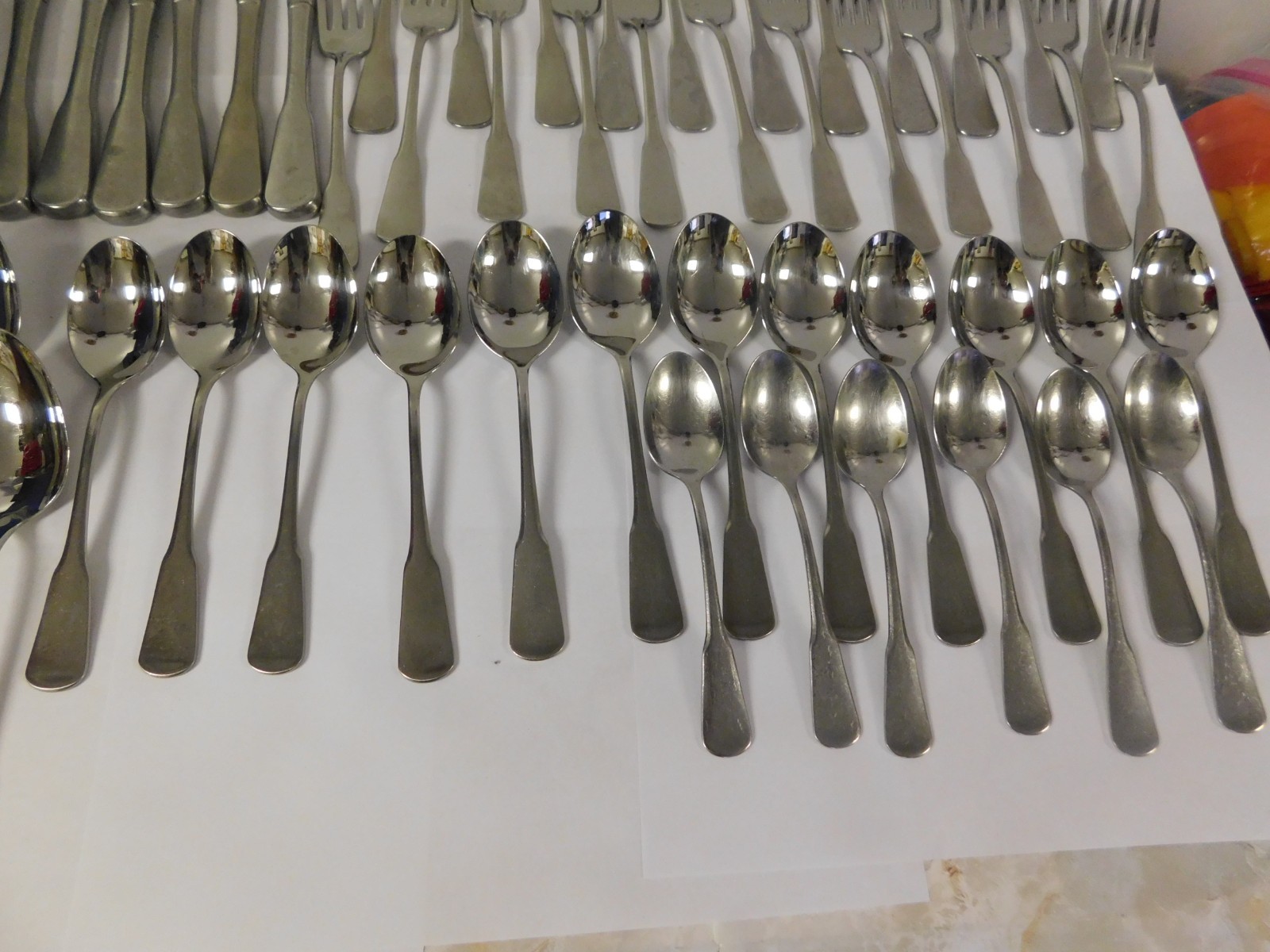 Oneida Canada Colonial Boston Minuteman Stainless Flatware Glossy 57 pc