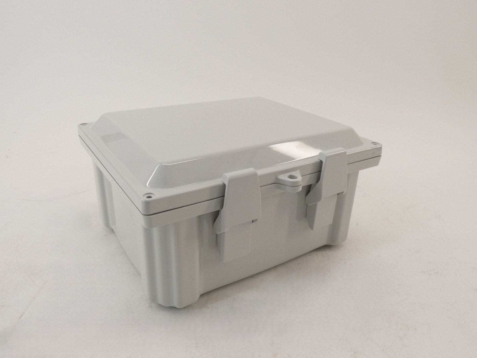 Saginaw Control SCE-1008PC Polycarbonate Wall Mount Enclosure - NEW Surplus!