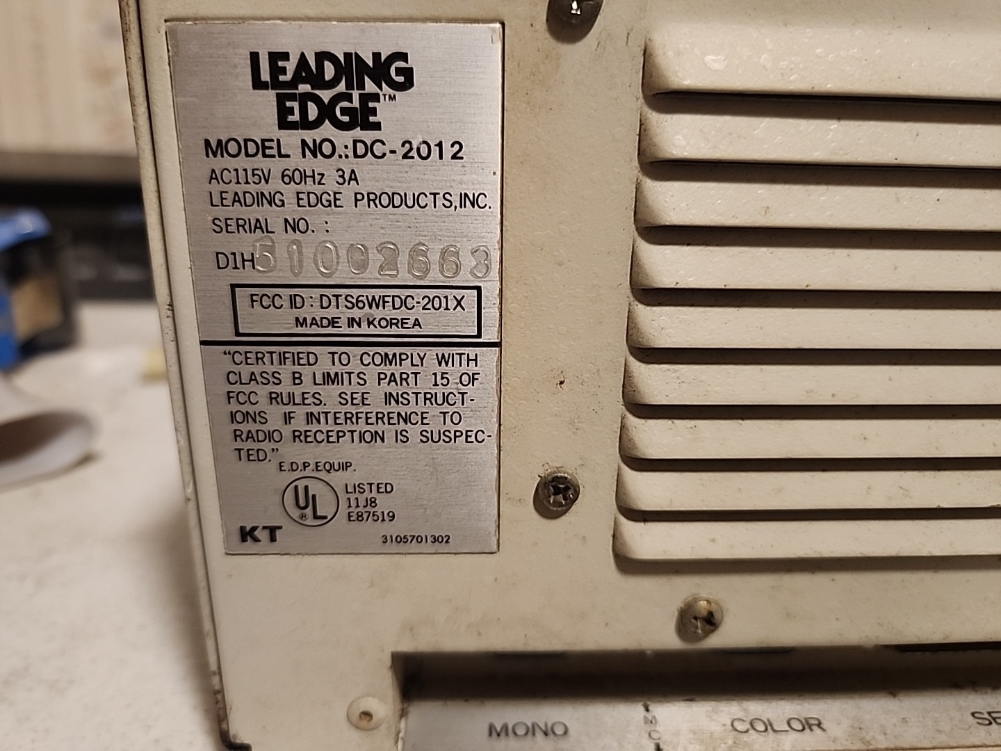 Vintage Desktop PC Leading Edge Model DC-2012 Computer Powers On