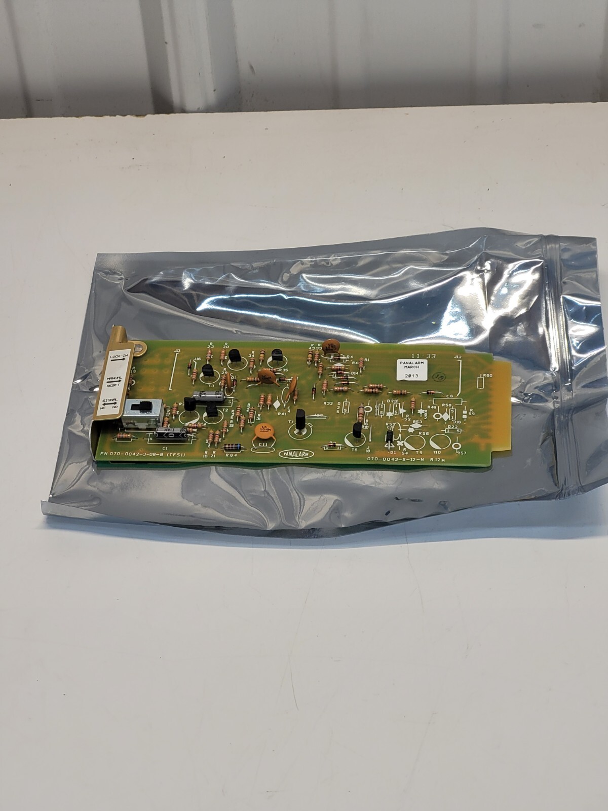 GENERAL MOTORS GM 36330017-01 ELECTRO MOTIVE RELAY NEW IN BOX e12