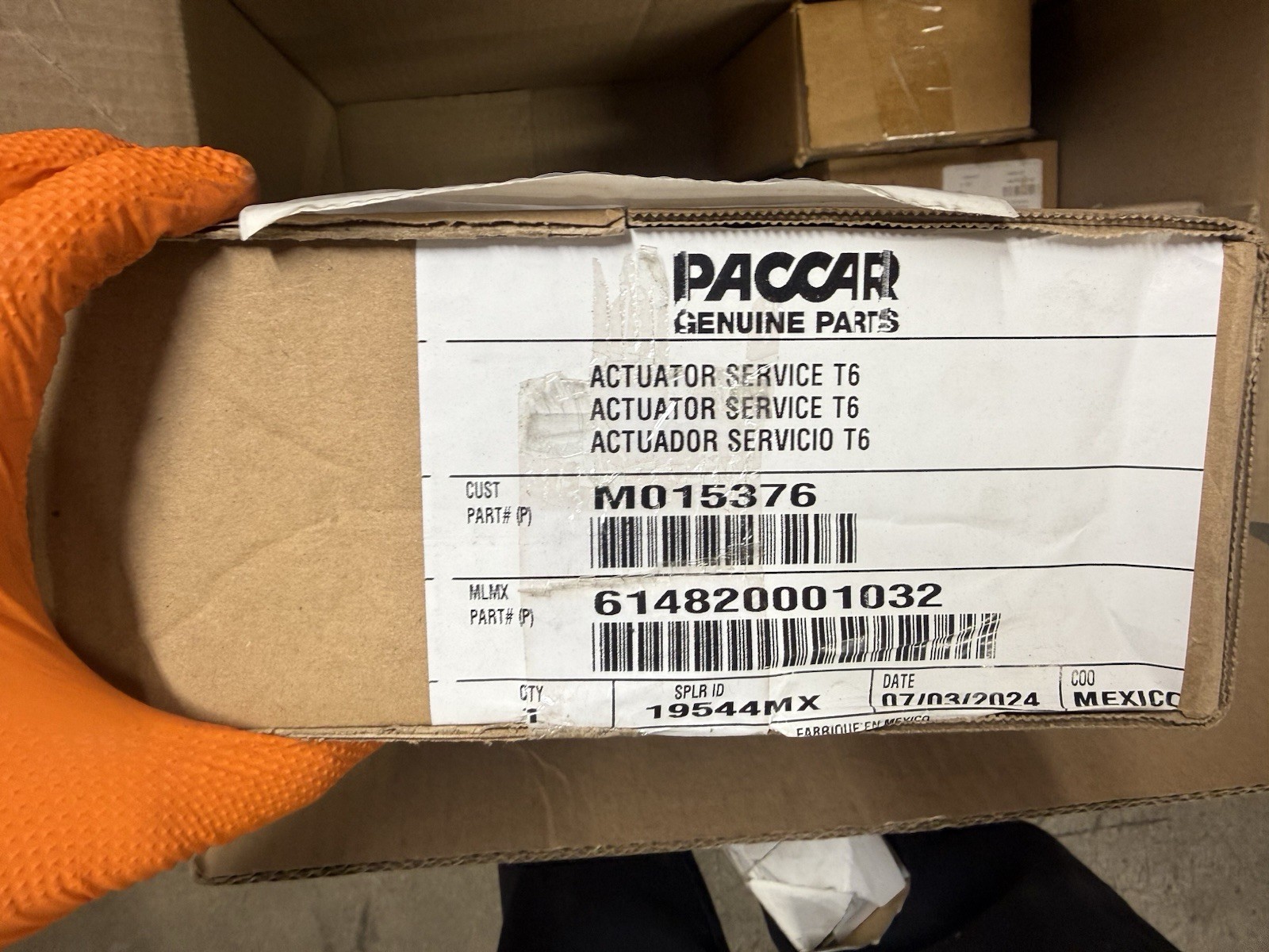OEM PACCAR DOOR MIRROR MOTOR LH KW M015376
