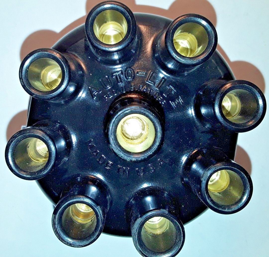 1935 - 54 PACKARD 8 CYL.  DISTRIBUTOR  CAP GENUINE NOS AUTO-LITE  IGP1003  USA
