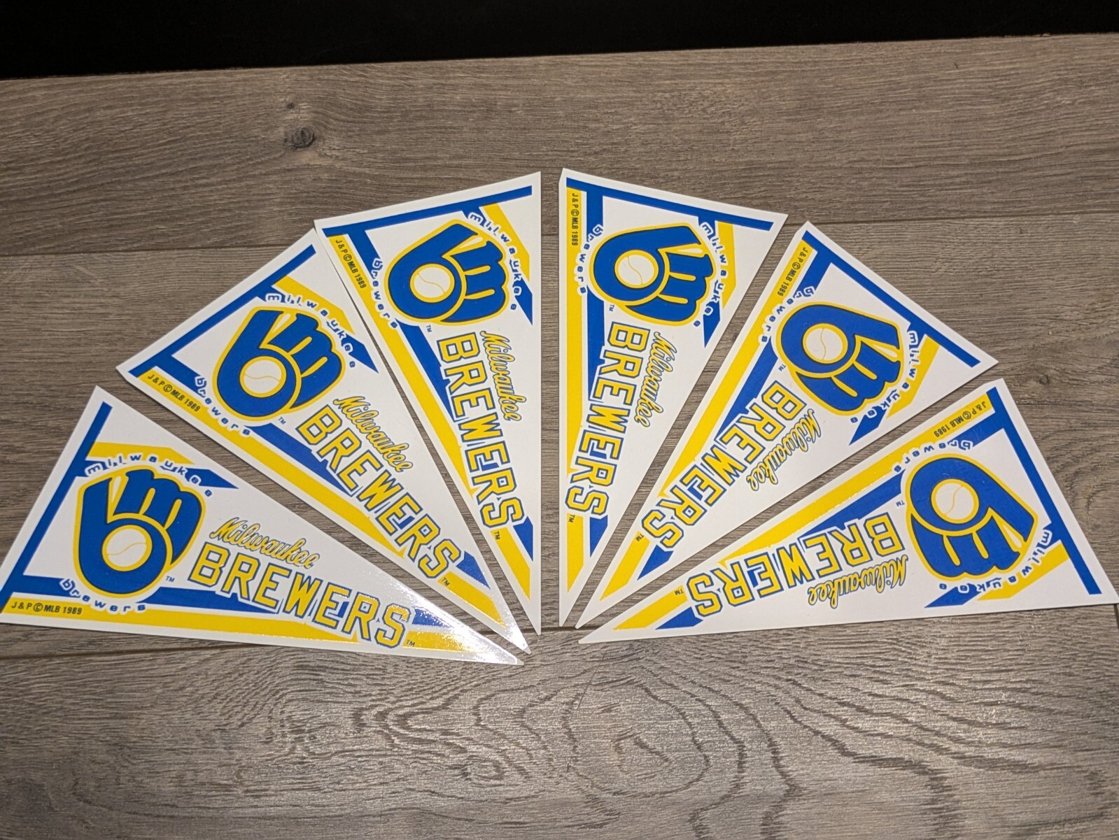 Lot of 6 NOS Vintage 1989 MLB Milwaukee Brewers 7" Pennant Window Stickers
